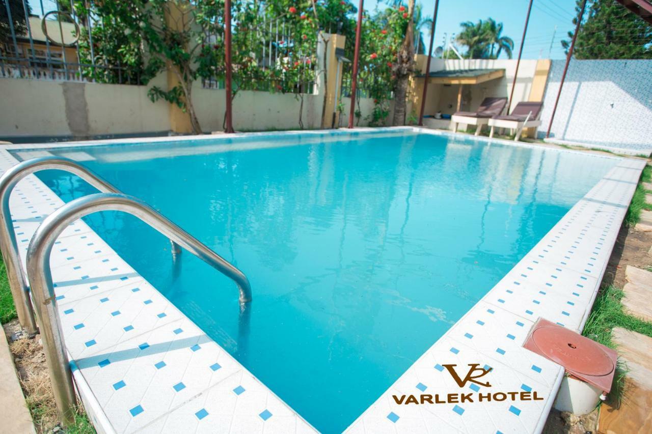 Varlek Hotel Νταρ ες Σαλάμ Εξωτερικό φωτογραφία