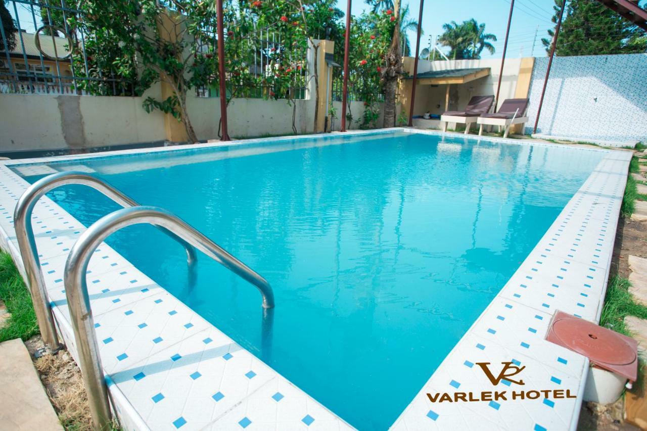 Varlek Hotel Νταρ ες Σαλάμ Εξωτερικό φωτογραφία